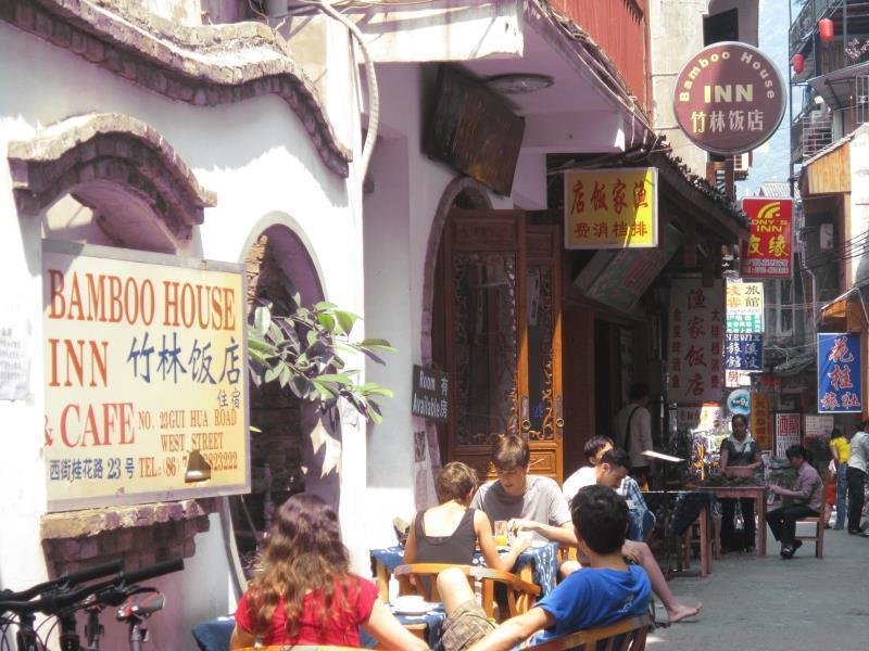 Bamboo House Hotel Yangshuo Exterior photo